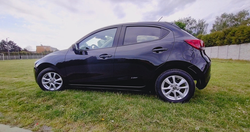 Mazda 2 cena 37900 przebieg: 170000, rok produkcji 2015 z Sędziszów małe 781